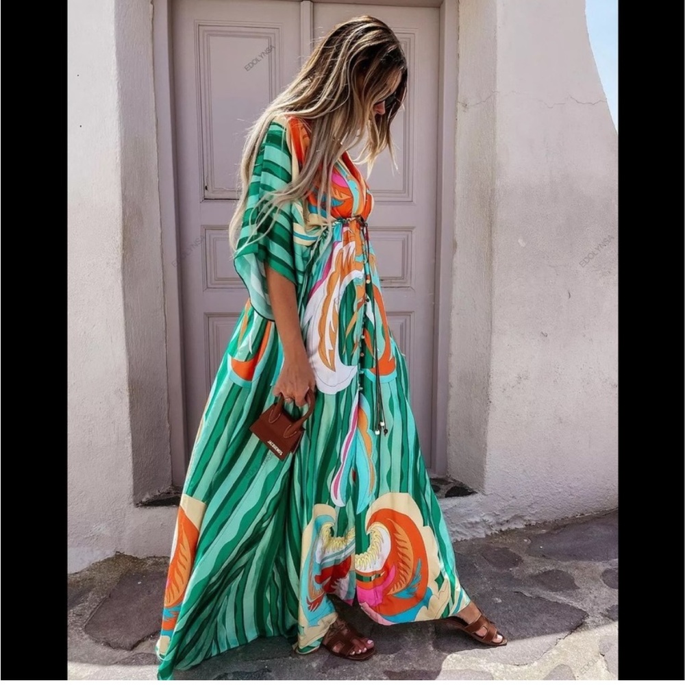 Bohemian Emerald Hippie
Print Summer Beach Slit Maxi
Dress In Green,